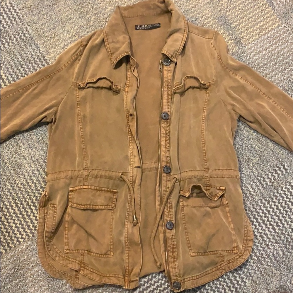 Light utility jacket